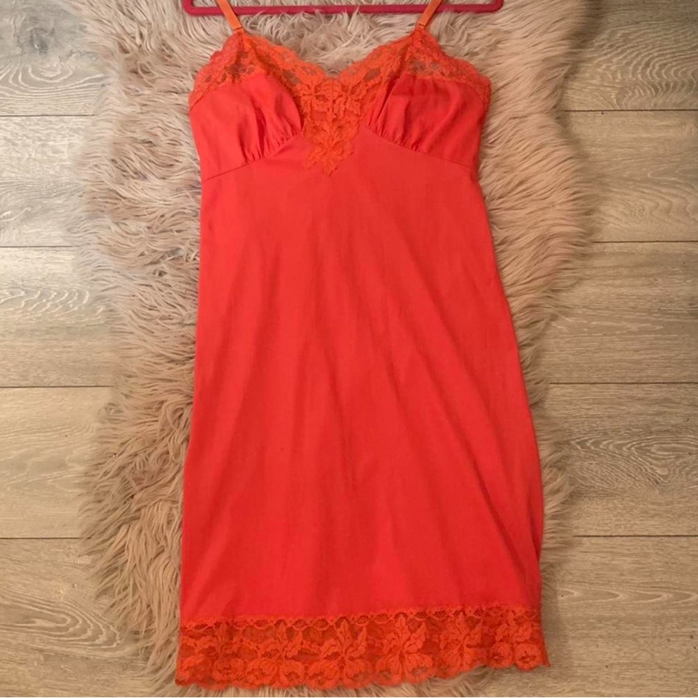 Vintage Red Slip